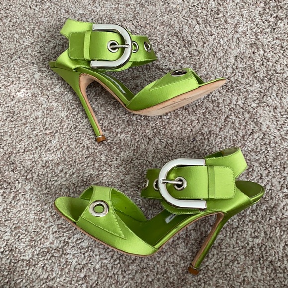 MANOLO BLAHNIK SATIN HEELS - Picture 2 of 14